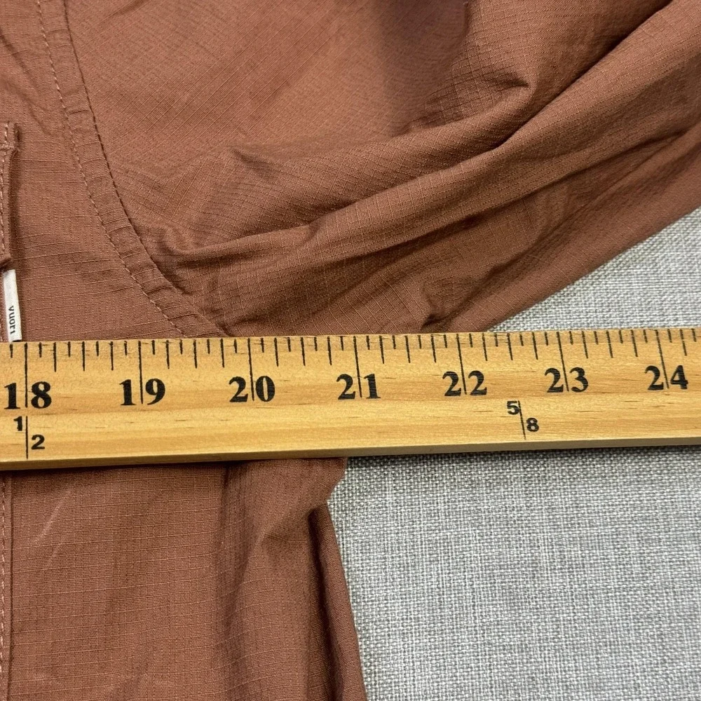Vuori Ripstop Button Jacket Mens L Brown Cotton Spandex Two Pocket Long Sleeve